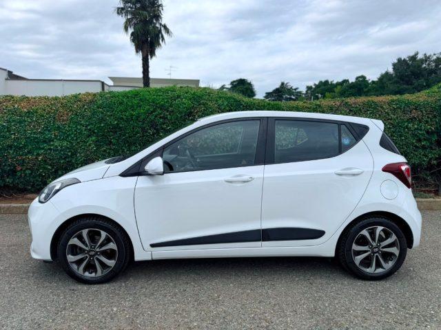 HYUNDAI i10 1.0 MPI Login NEOPATENTATI - BT - 15