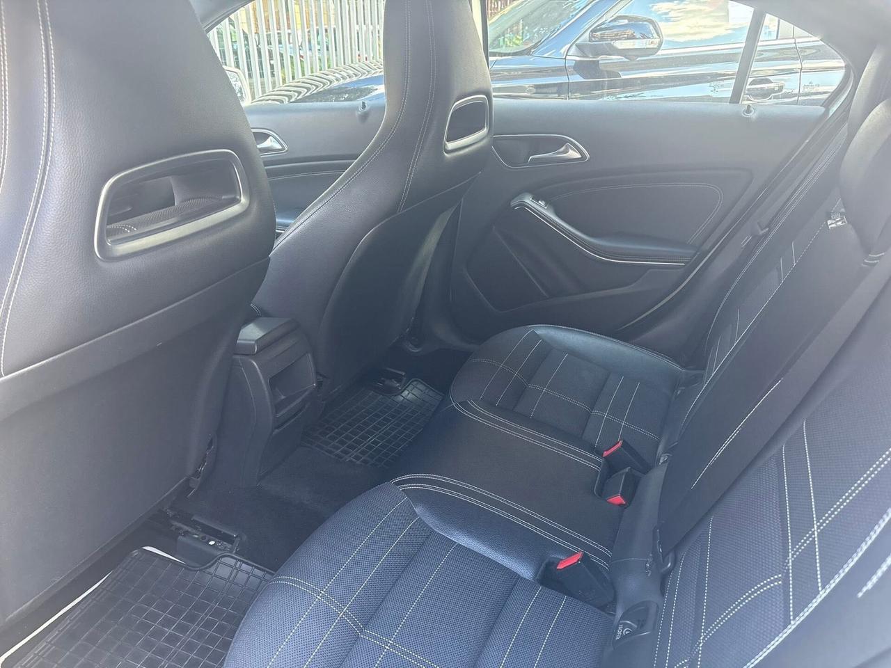 Mercedes-benz A 160 d Premium