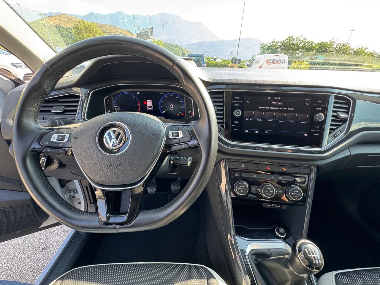 Volkswagen T-Roc 1.6 TDI SCR Advanced VIRTUAL, LED, TELECAMERA