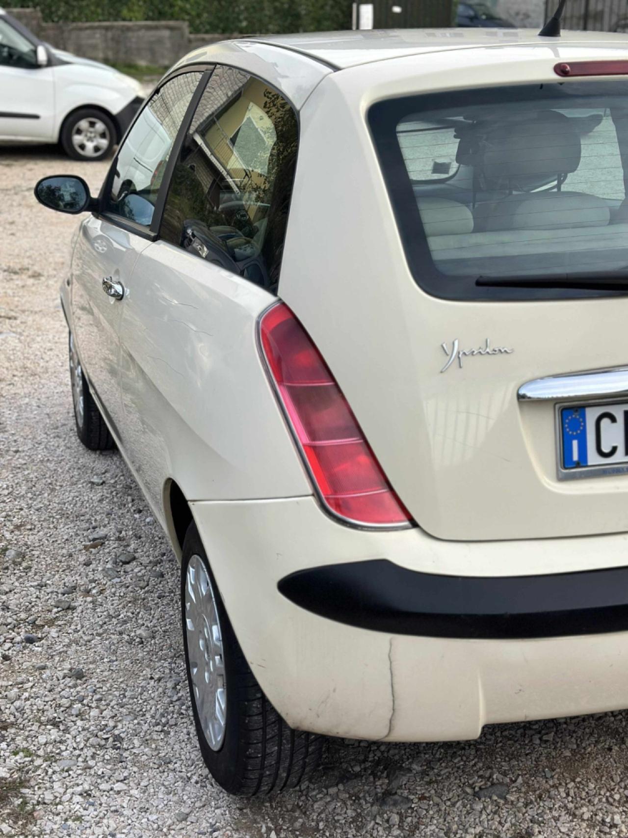 Lancia YPSILON 1.3 MULTIJET 16V KMCERT GARANZ UNICOPR