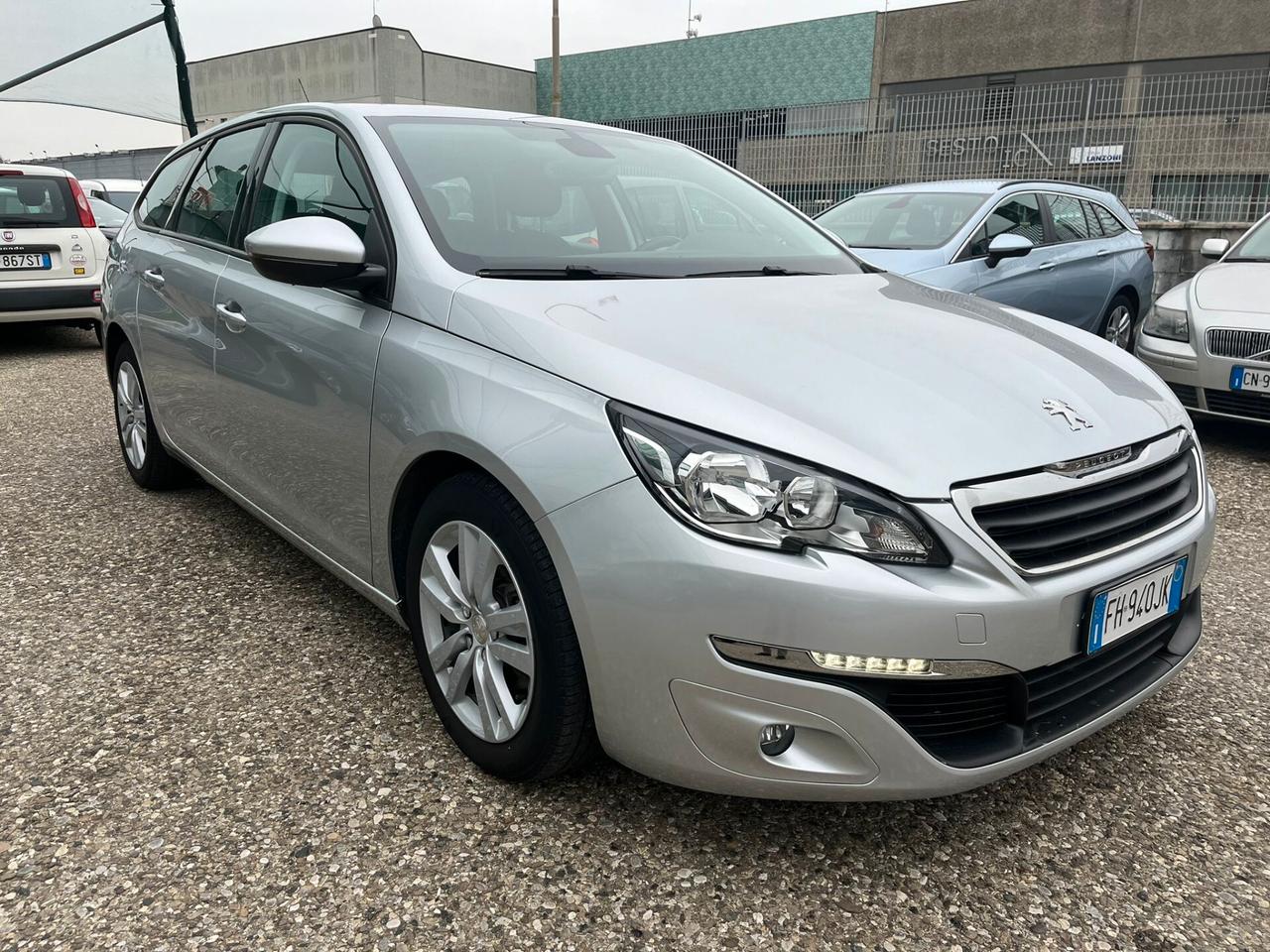 Peugeot 308 BlueHDi 120 S&S Business