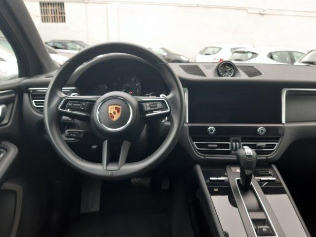 PORSCHE Macan 2.0
