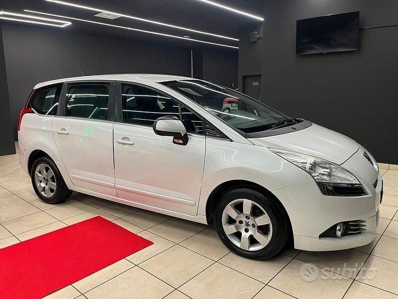 Peugeot 5008 7Posti "Finanziabile Senza Busta Paga"