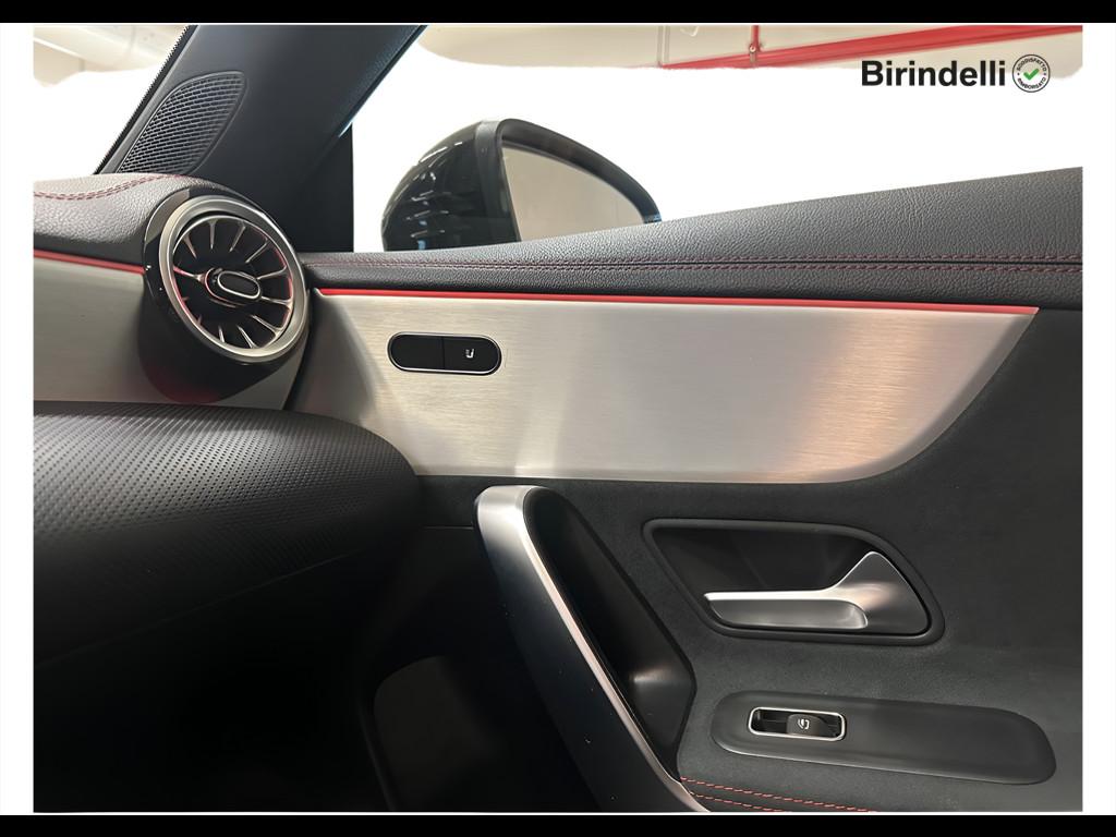 Mercedes-Benz CLA Coupé (C118) - CLA 200 d Automatic Premium