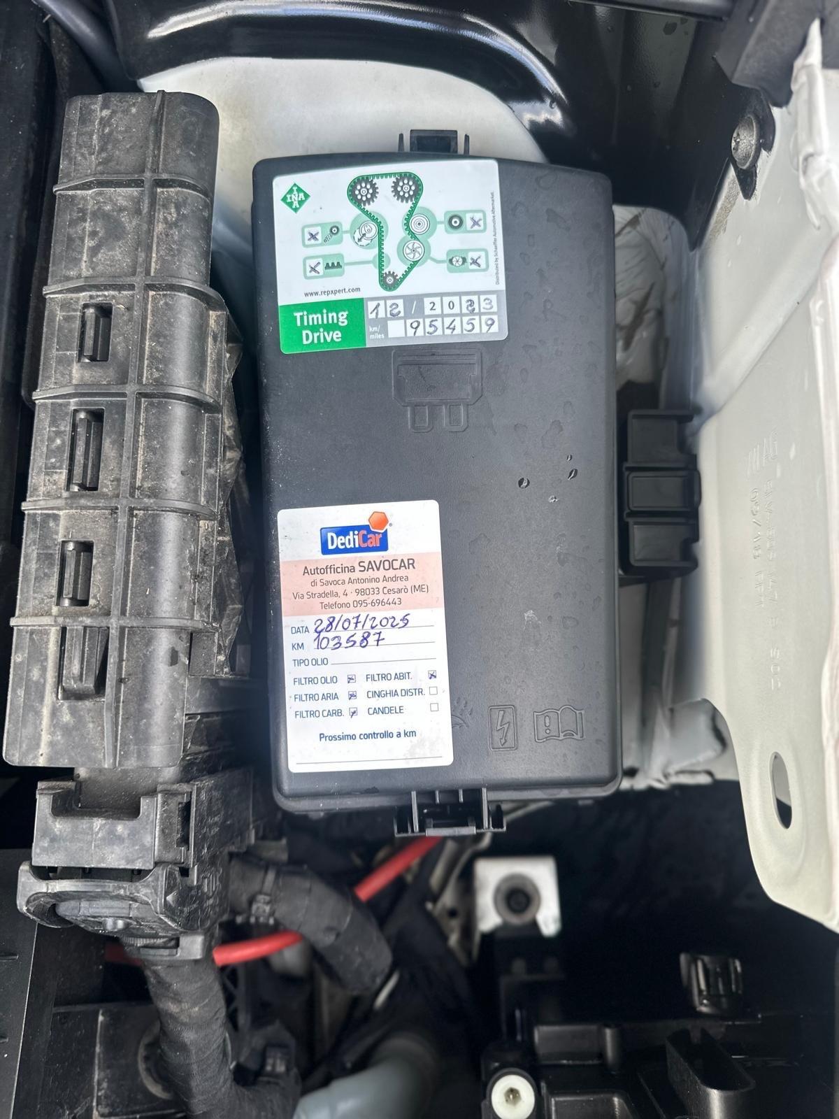 Volkswagen Tiguan 1.6 TDI SCR R.LINE