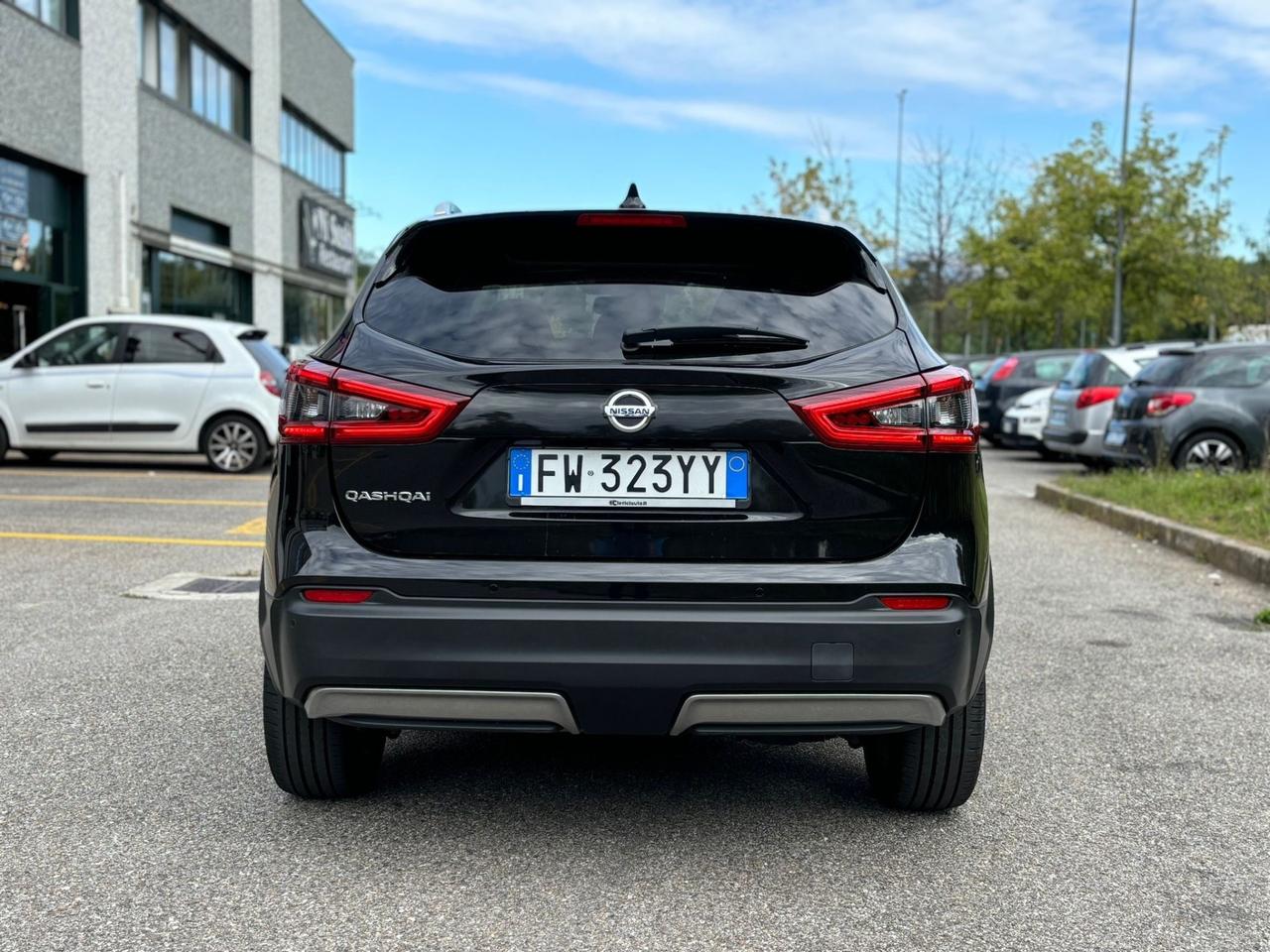 Nissan Qashqai 1.5 dCi 115 CV *TETTO*CERCHI*CAM360*NAVI*