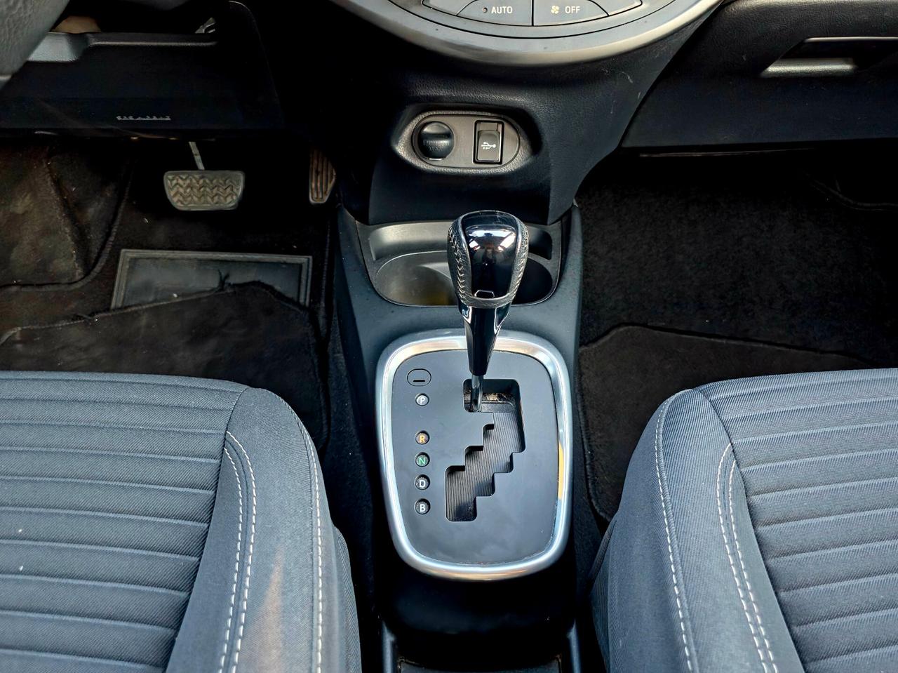 Toyota Yaris 1.5 Hybrid 5 porte Active 2018-E6 Automatico NEO