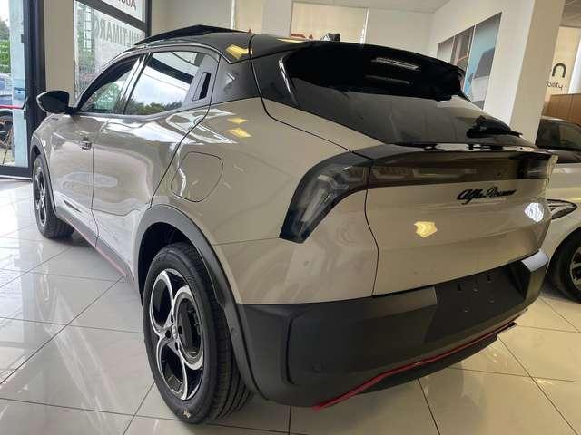 Alfa Romeo Junior Junior 1.2 ibrida Speciale 145cv edct6