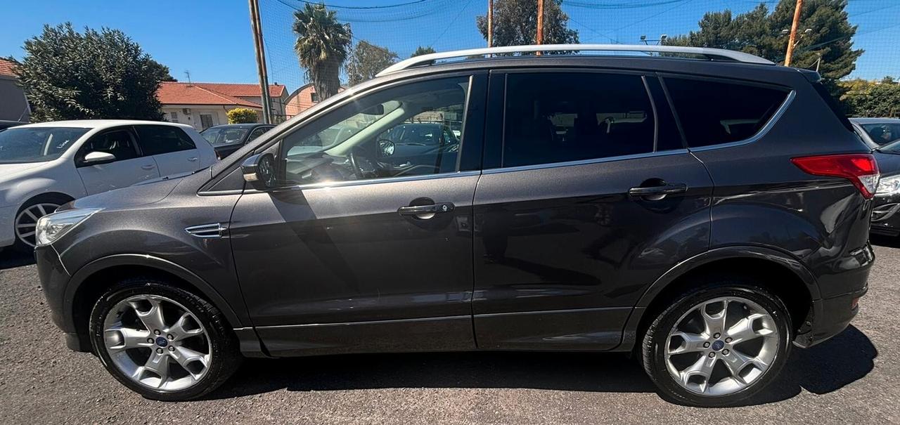 Ford Kuga 2.0 TDCI 180 CV S&S 4WD Powershift Titanium X