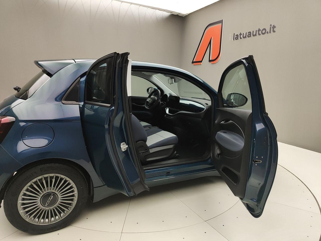FIAT 500e 3+1 500E 3+1 320KM 118CV 42KW ICON+