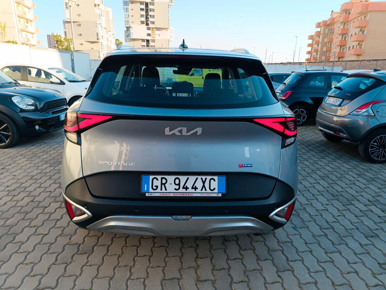 Kia Sportage 1.6 CRDi MHEV DCT Business