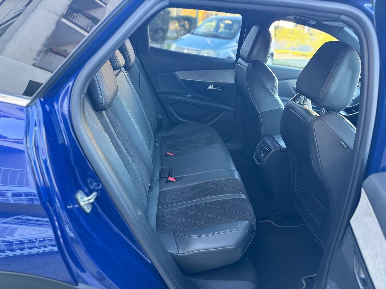 Peugeot 3008 GT 2.0 Blue HDI 180 #8065