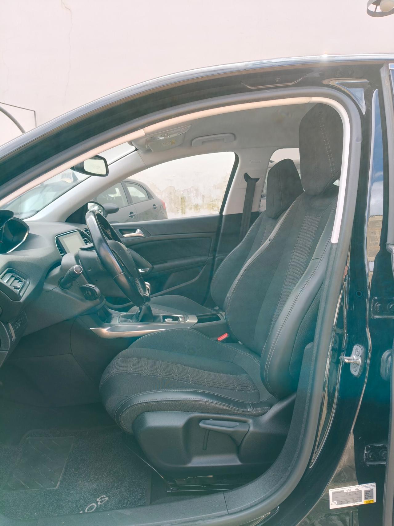 Peugeot 308 BlueHDi 120 S&S EAT6 GT Line