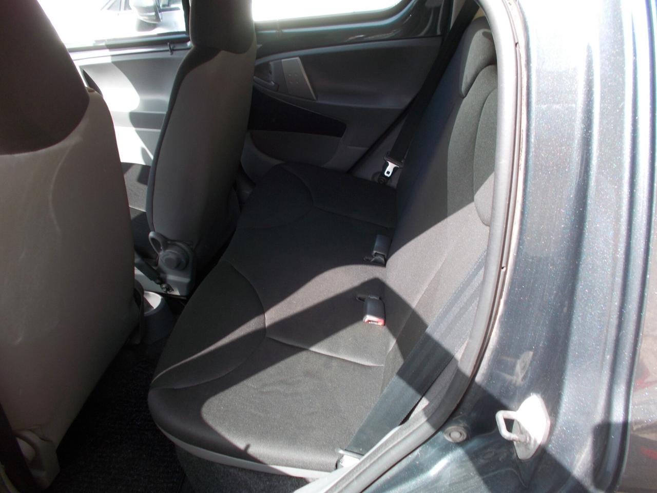 Toyota Aygo 1.0 12V VVT-i 5 porte Lounge