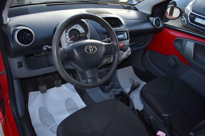 Toyota Aygo Aygo 1.0 12V VVT-i 5 porte Sol