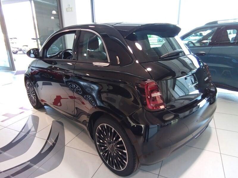 FIAT 500 Hybrid Hybrid Icon