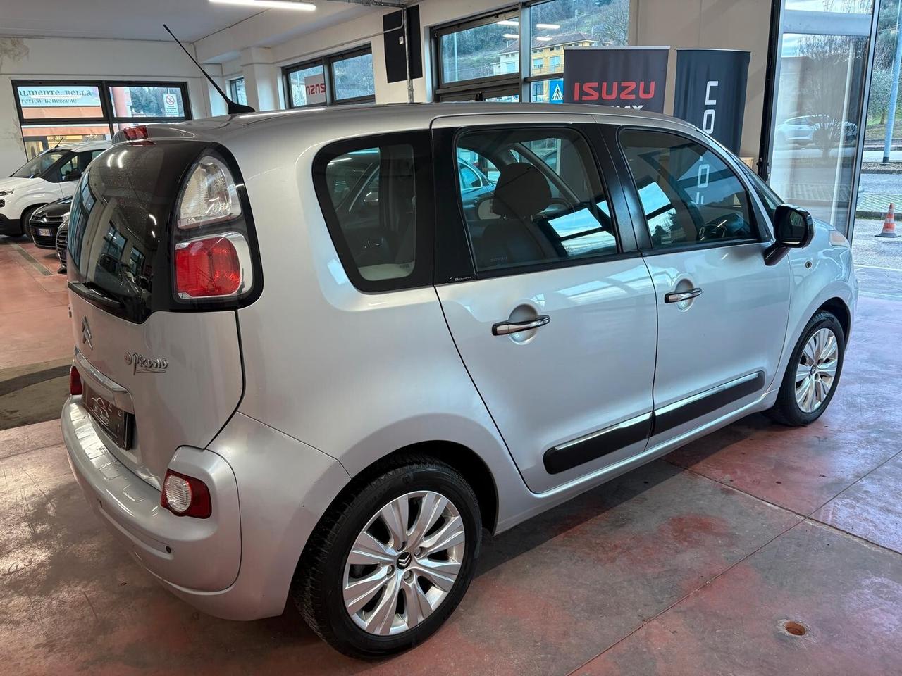 CITROEN C3 PICASSO benz. 1.4 CV 95 Km 126.895 certificati Garanzia 12 mesi