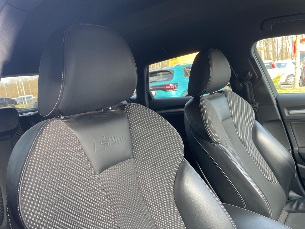 Audi A3 2.0 TDI 184 CV clean diesel quattro*S-line*Automatik*