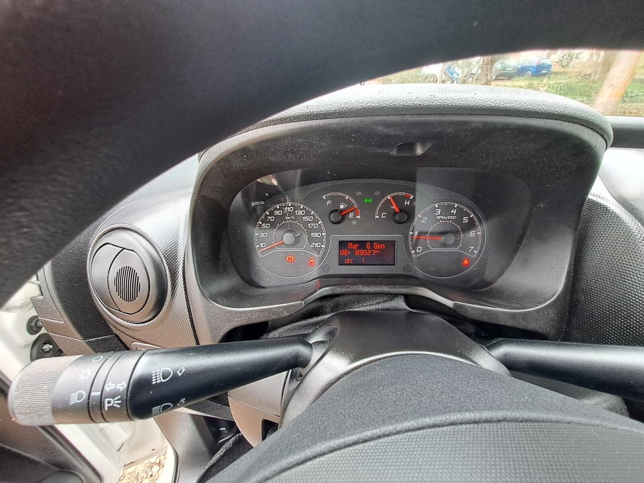 Fiat Qubo 1.4 8V 77 CV Lounge