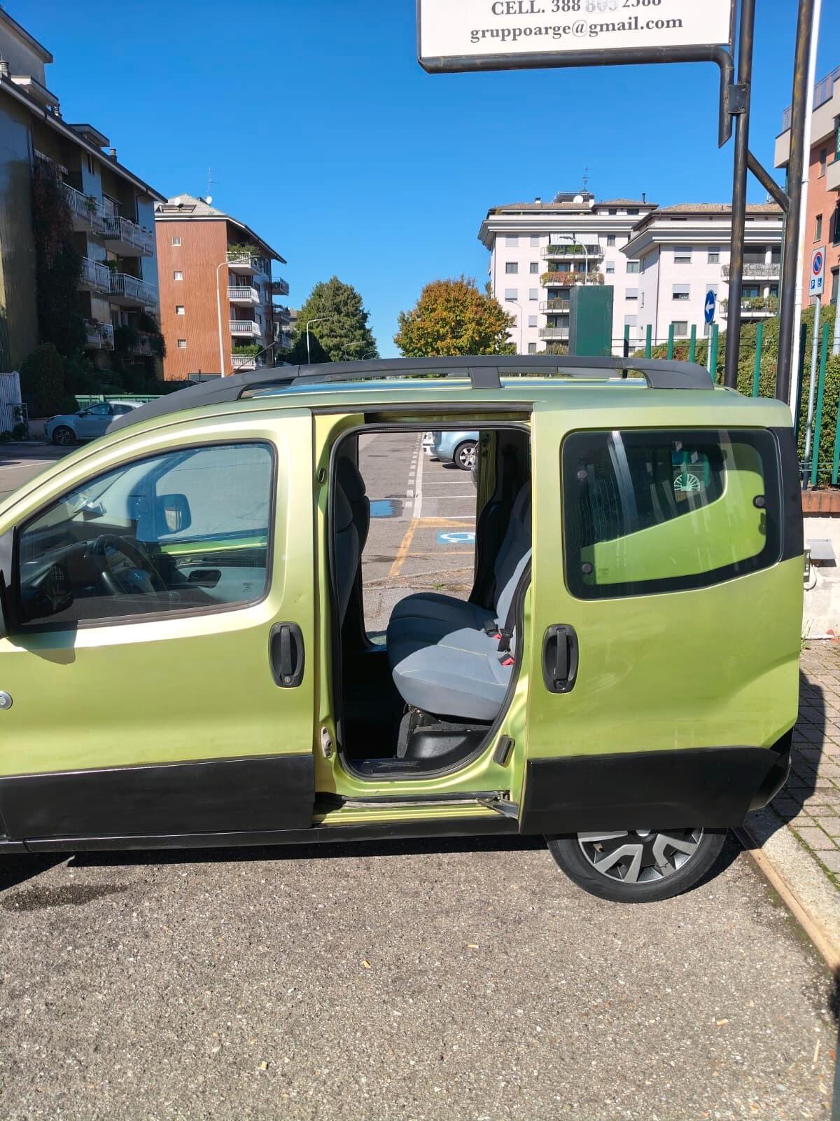 Peugeot Bipper AUTTOVETTURA TRASPORTO PERSONE
