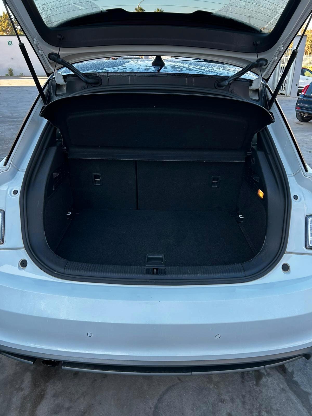 Audi A1 SPB 1.6 TDI 105 CV Attraction