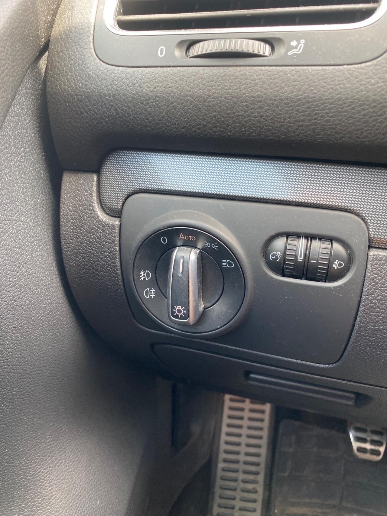 Volkswagen Golf 1.6 TDI DPF 5p. Style