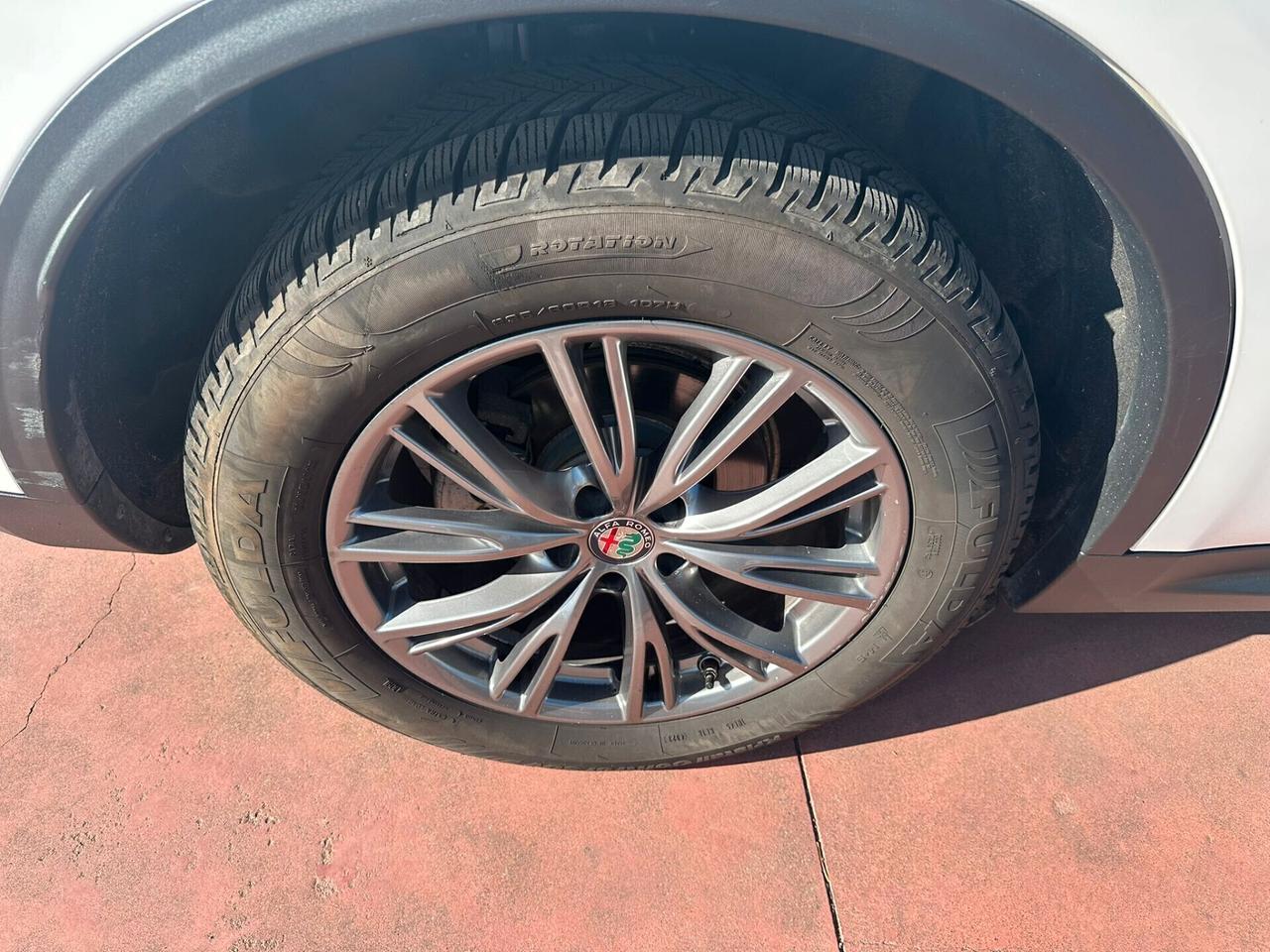 Alfa Romeo Stelvio diesel p.a.r.i.-a.l.-n.u.o.v.o.