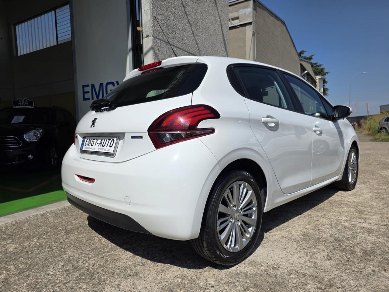 Peugeot 208 PureTech 82 5 p. con 89.200km. Euro 6 B