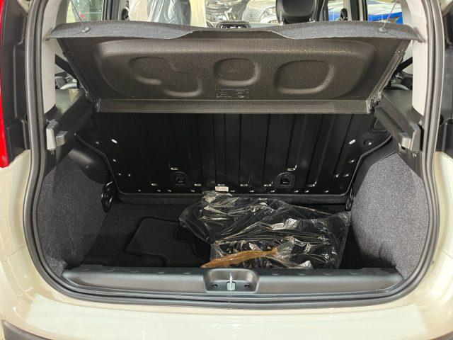 FIAT Panda 1.0 FireFly Hybrid Icon Pandina /PACK CITY+PARK