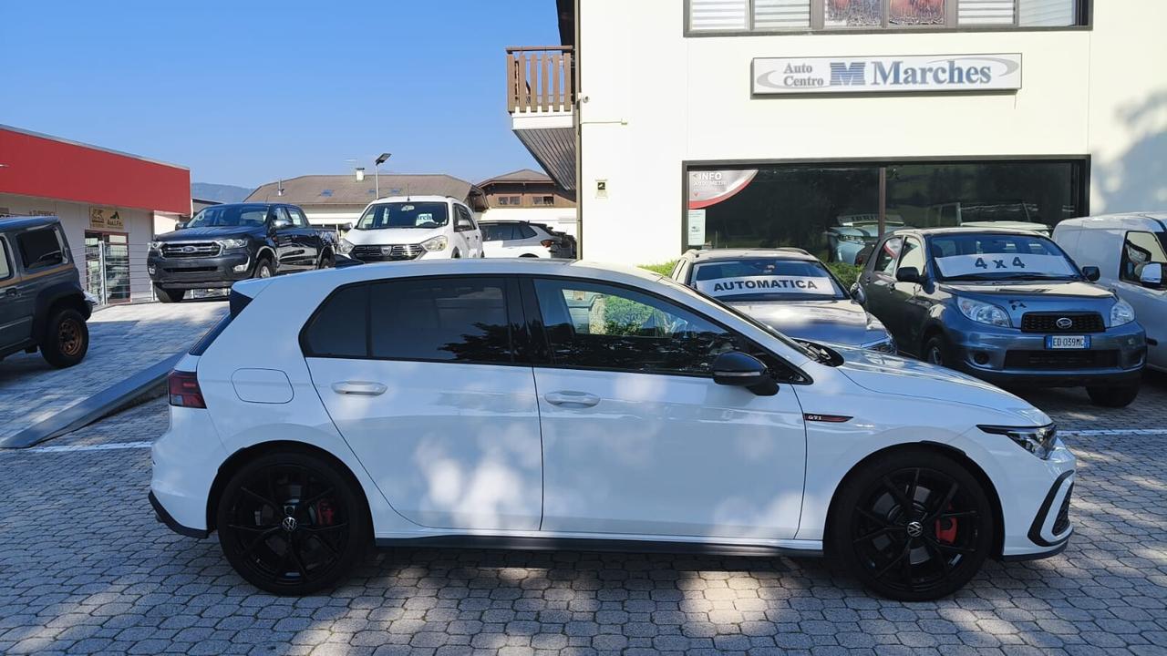 VOLKSWAGEN GOLF GTI 2.0 TURBO BENZINA 245CV MANUALE