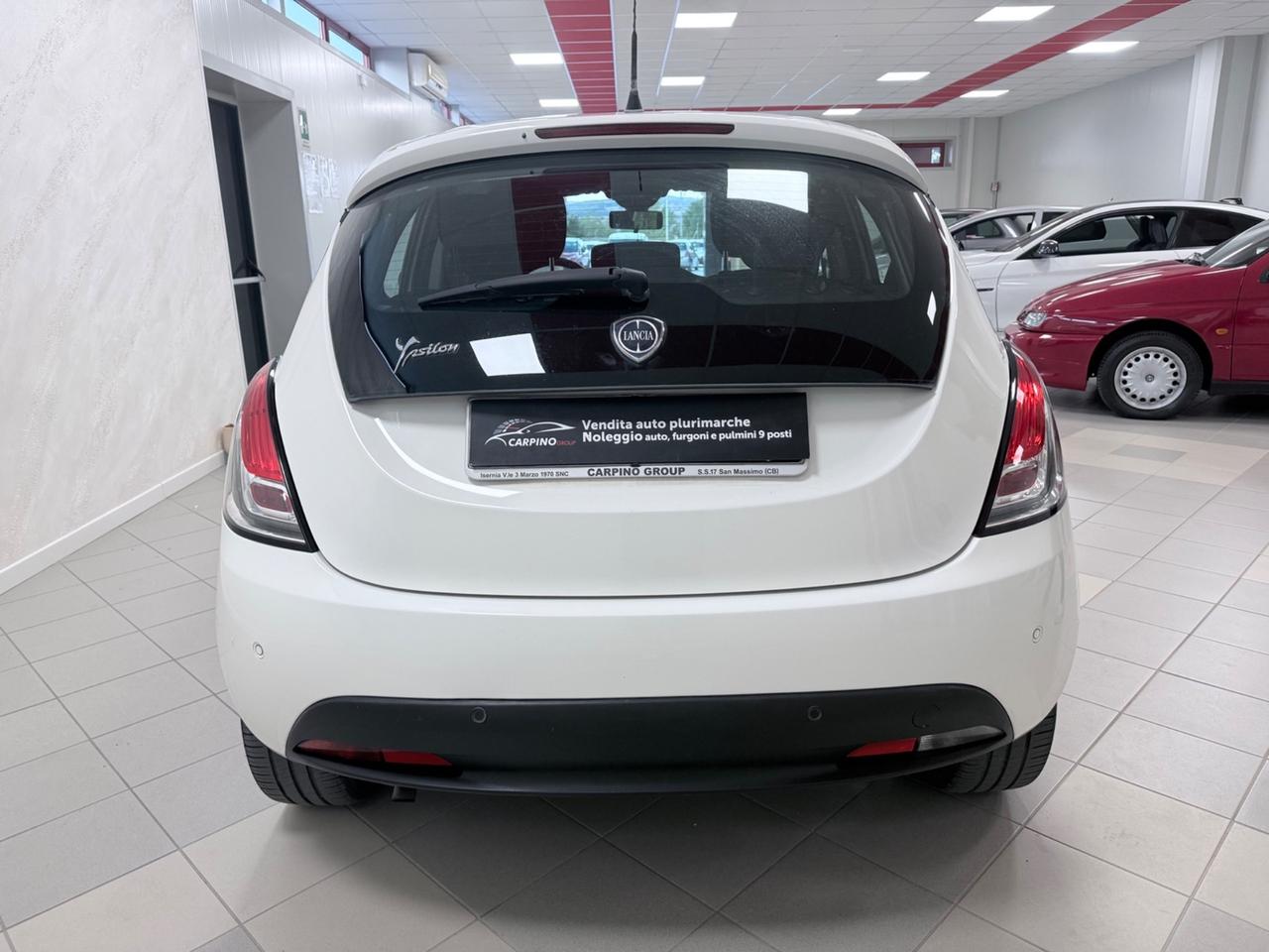 Lancia Ypsilon 1.2 69 CV 5P. Platinum