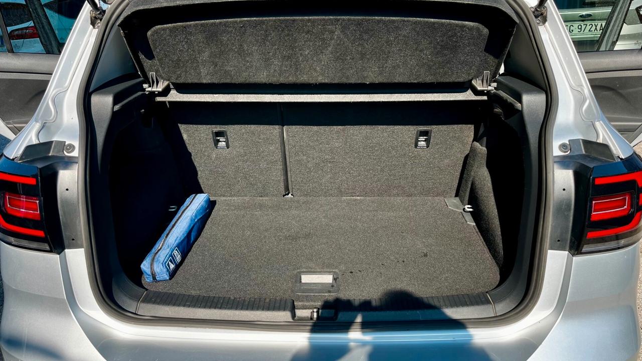 Volkswagen T-Cross 1.0 tsi Advanced 110cv " SENZA ALCUN VINCOLO /X NEOPATENTATI "