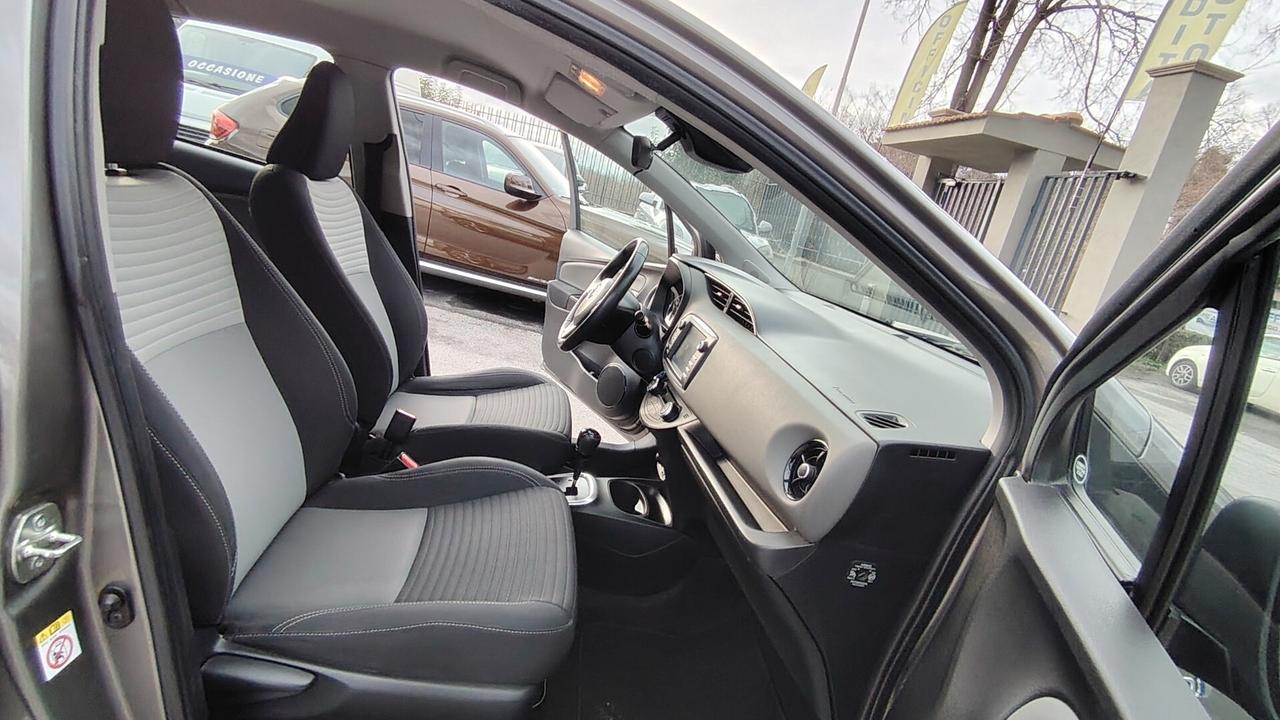 Toyota Yaris 1.5 Hybrid 5 porte Business