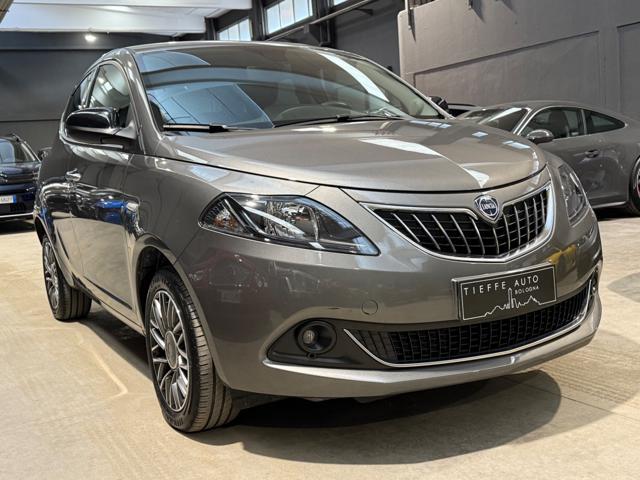 LANCIA Ypsilon 1.0 FireFly 5 porte S&S Hybrid Silver