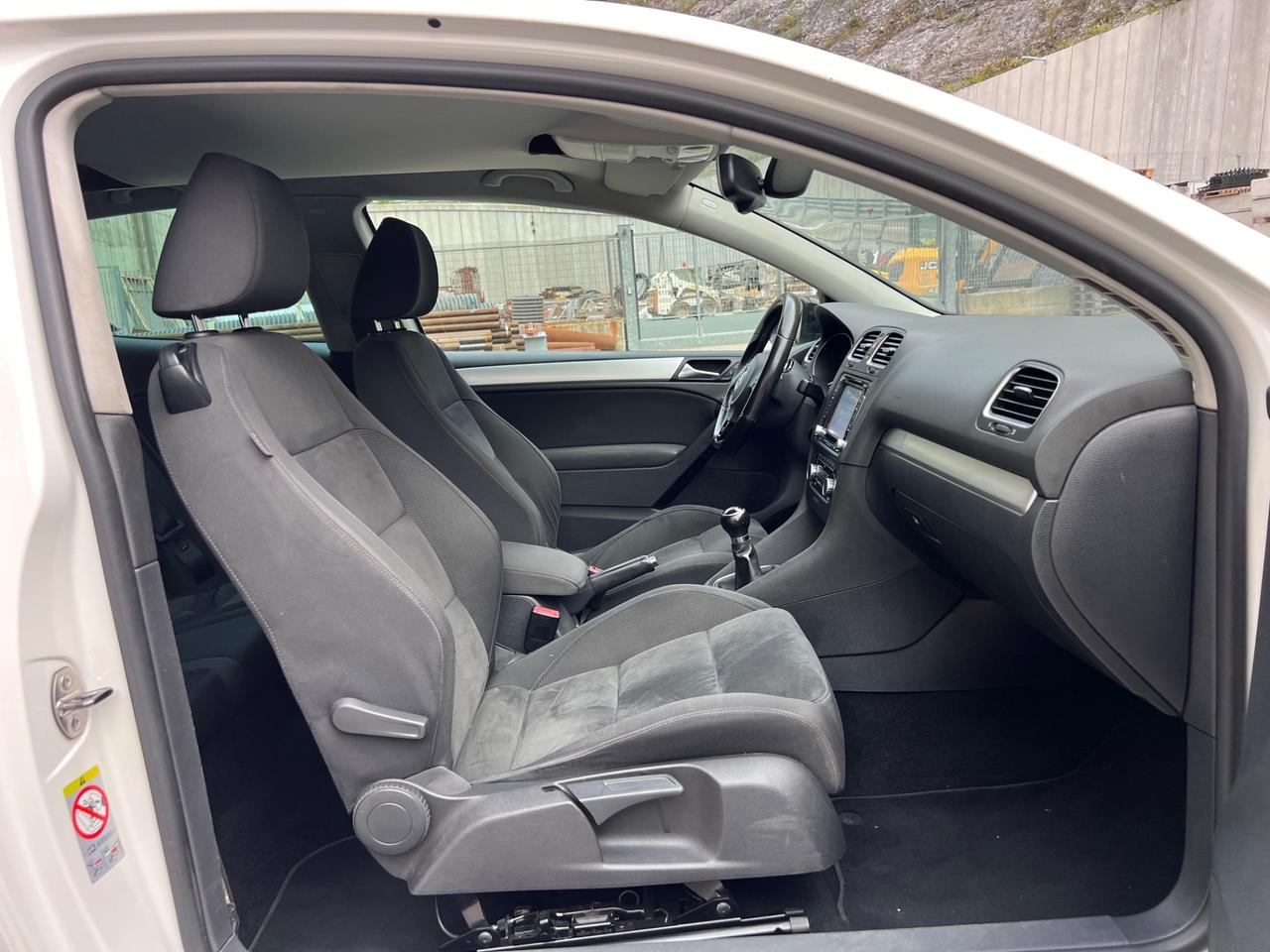 Volkswagen Golf 1.4 TSI 160CV R line 3p. Highline