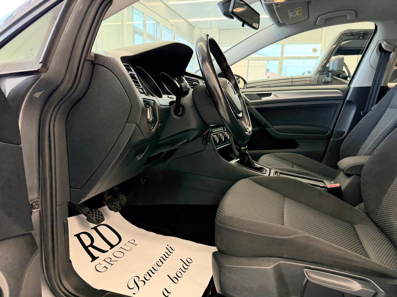 Volkswagen Golf 1.0 TSI 115 CV 5p. Business