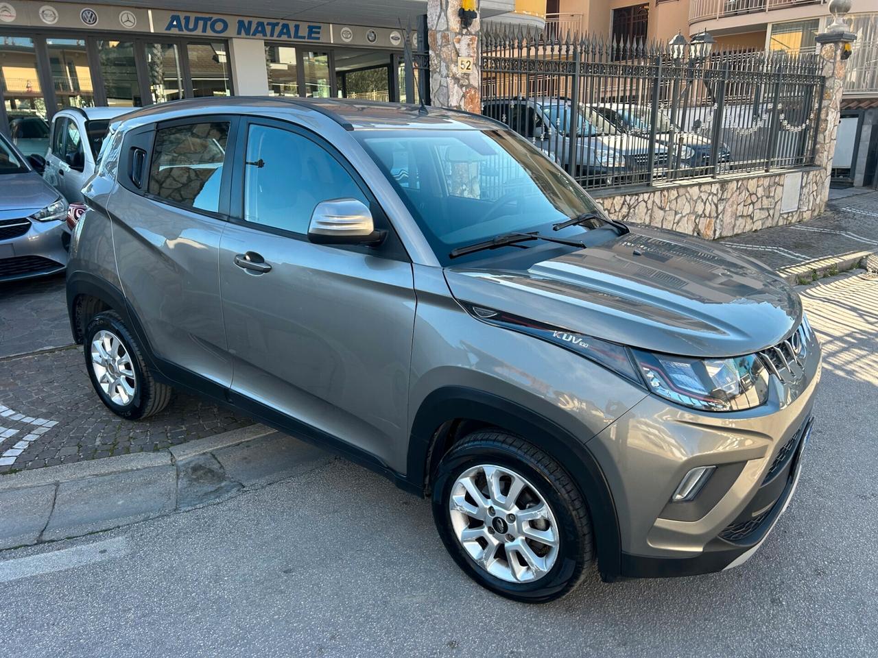 Mahindra KUV100 1.2 VVT M-Bifuel(GPL) K8