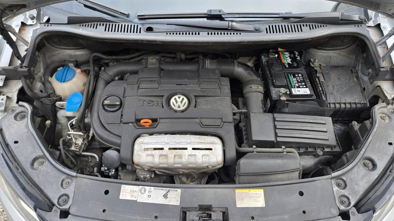 Volkswagen Touran Business 1.4 Comfortline EcoFuel 5Posti