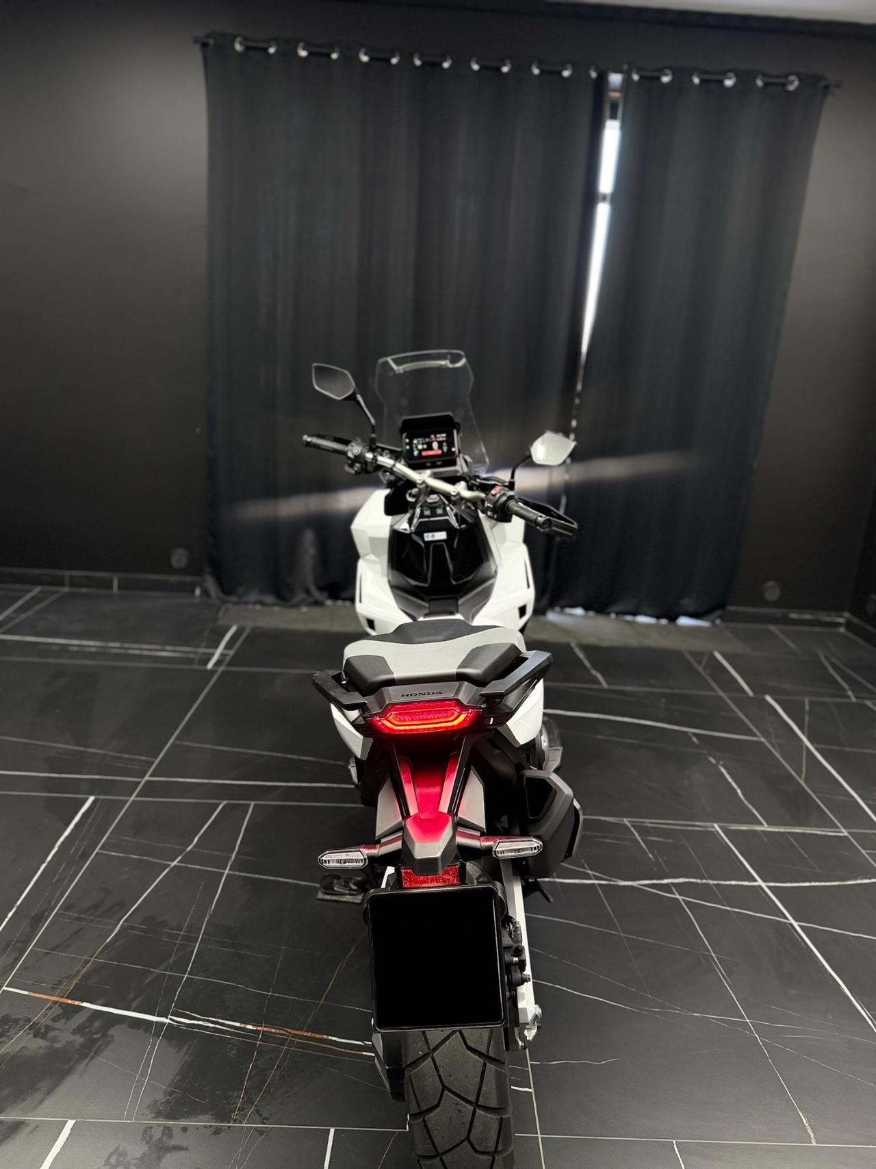 Honda X-ADV 750