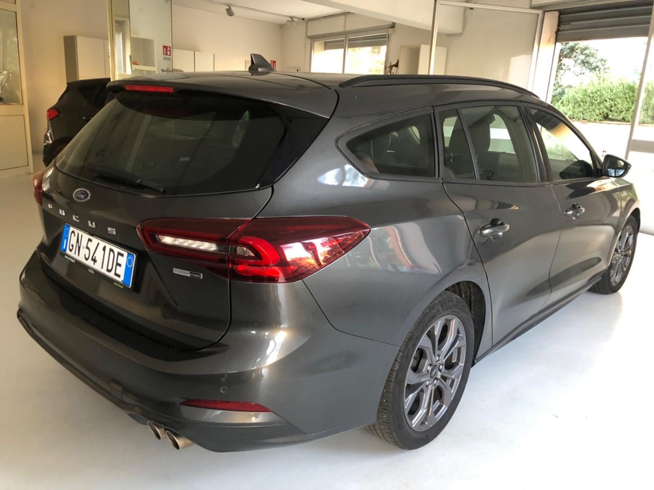 Ford Focus 1.0 EcoBoost Hybrid 125 CV SW ST Line