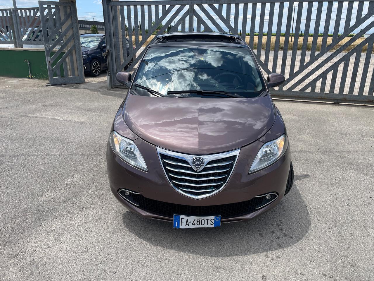 Lancia Ypsilon 1.3 MJT 16V 95 CV 5 porte S&S Elle-TETTO APRIBILE