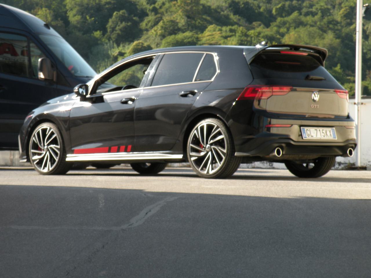Volkswagen Golf GTI 2.0 TSI