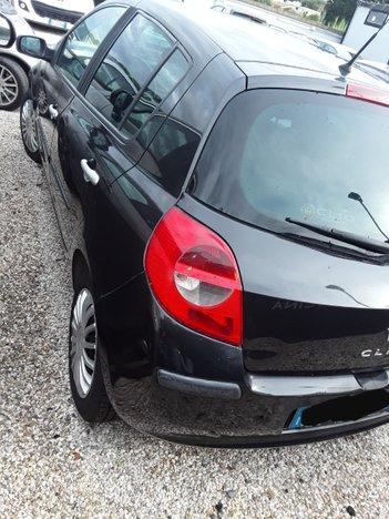 Renault clio le iene