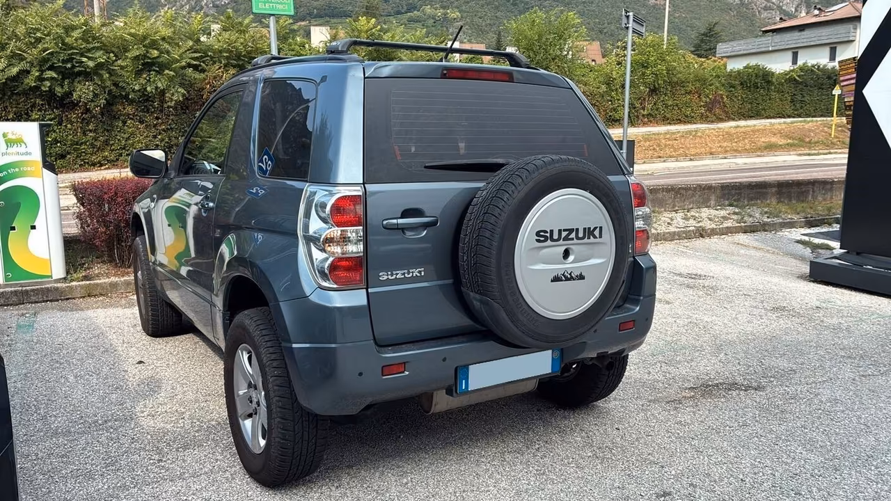 Suzuki Grand Vitara 1.9 DDiS 3 porte