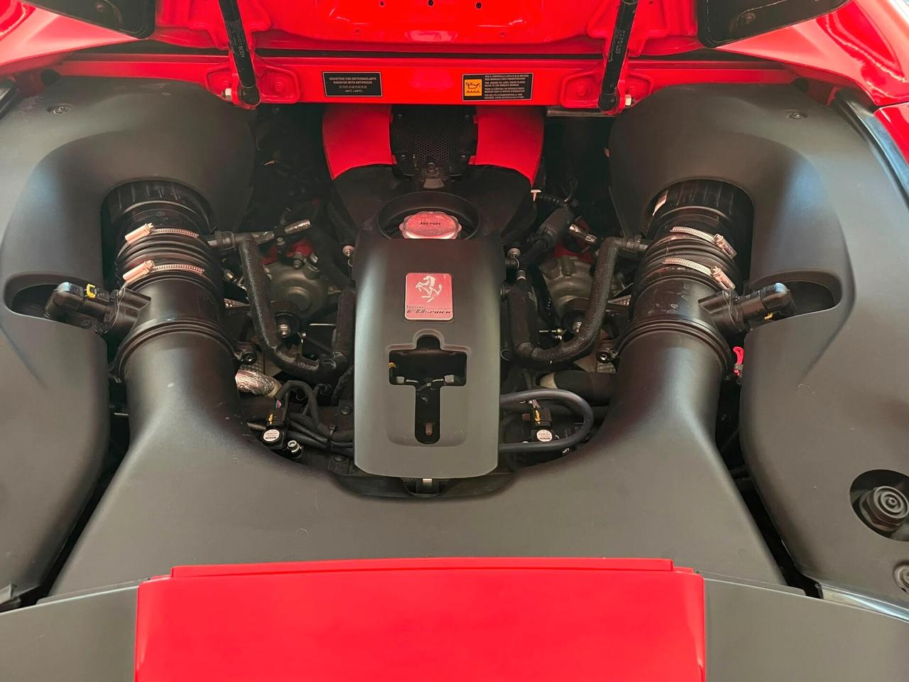 FERRARI F8 SPIDER 720cv IPERFULL