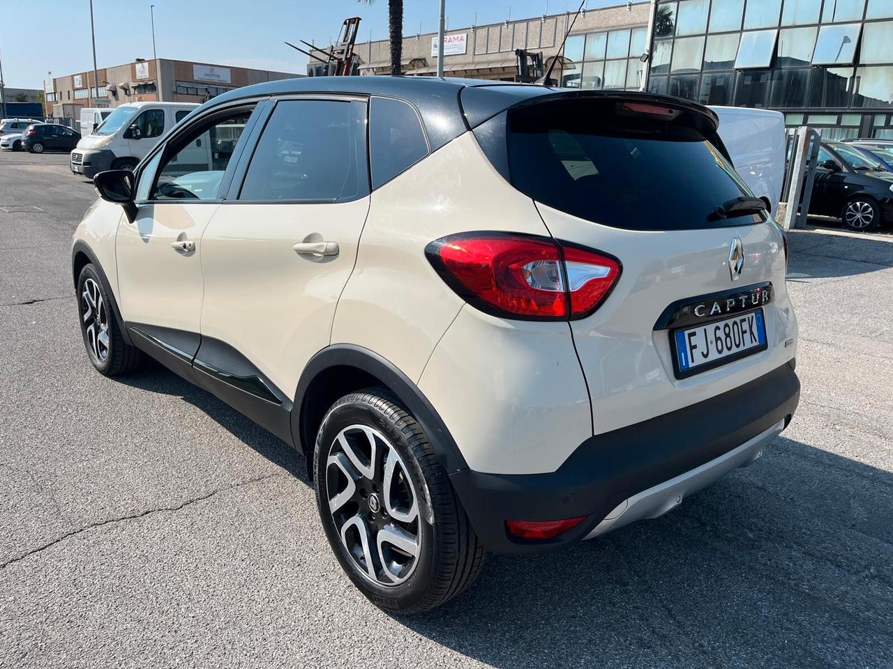 Renault Captur dCi 8V 90 CV EDC Start&Stop Energy Hypnotic