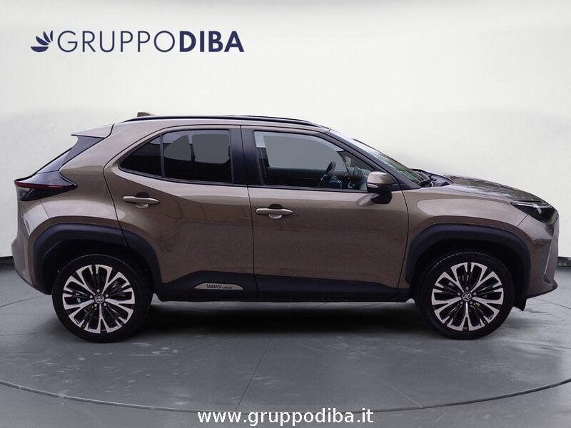 Toyota Yaris Cross 1.5h Lounge fwd 116cv e-cvt