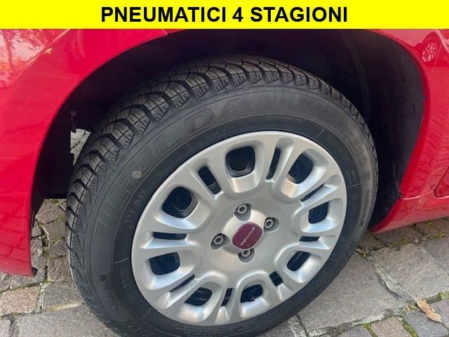 FIAT Panda 1.2 Red Collection