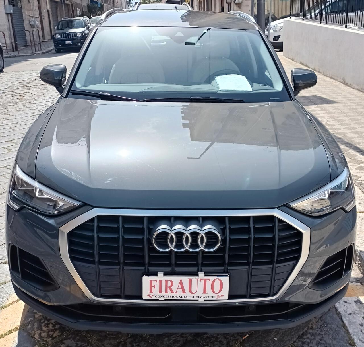 Audi Q3 35 TDI S tronic Business