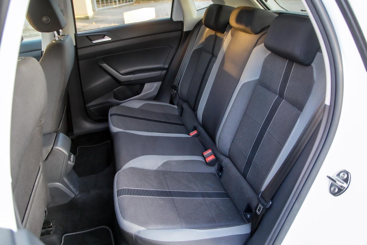 Volkswagen Polo 1.0 TSI 5p. Highline R-Line